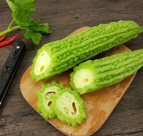 梦见别人偷瓜自己吃瓜