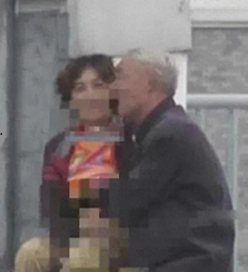 豆瓣大爷大妈吃瓜