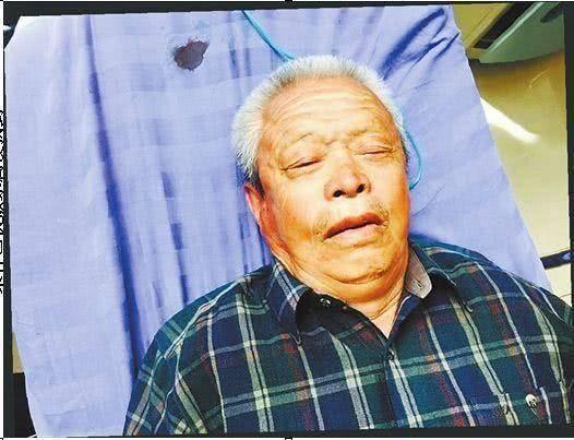 吃瓜大爷李老汉,揭秘民间趣事背后的生活智慧